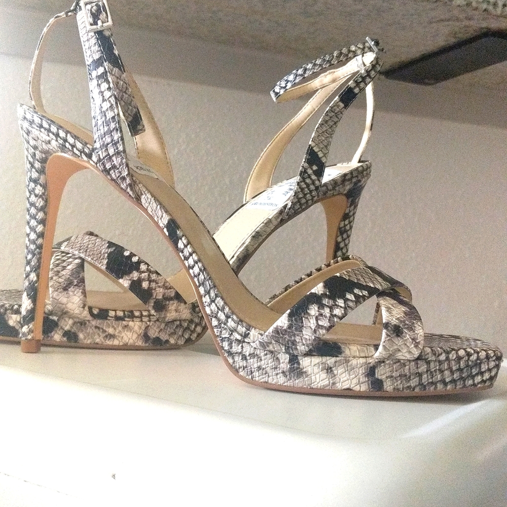 Gwkaresa Snake Skin 4 Inch Heel Sandals, 10M, Mutli-color